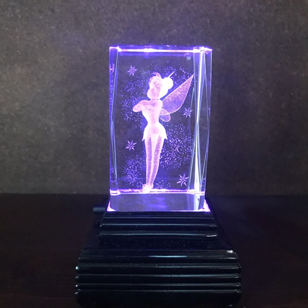 Tinkerbell Crystal with light up stand!!